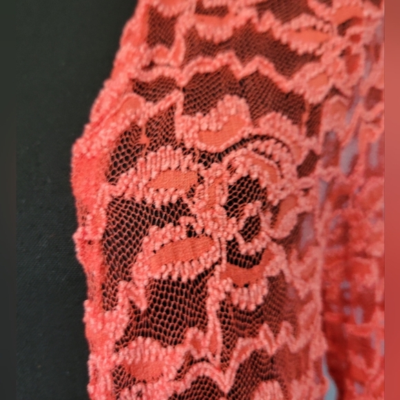 Chris and Carol Lace Cover-up Overlay Cardigan Red Large - Picture 2 of 6